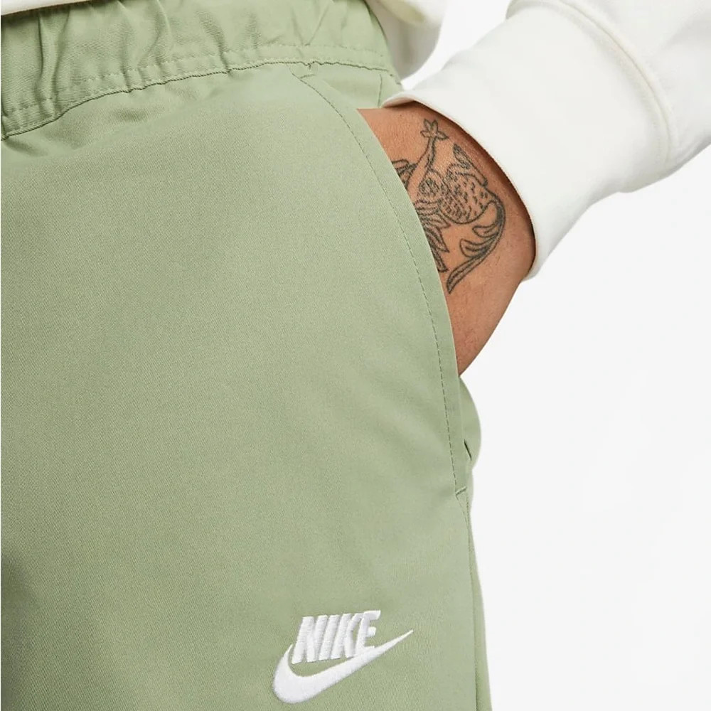 Nike Club Woven Tapered Leg Pants Oil Green  NWT DX0623-386 Medium - Picture 10 of 11